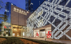 约曼哈顿将贸易、栖身、休闲功能立体融合的街